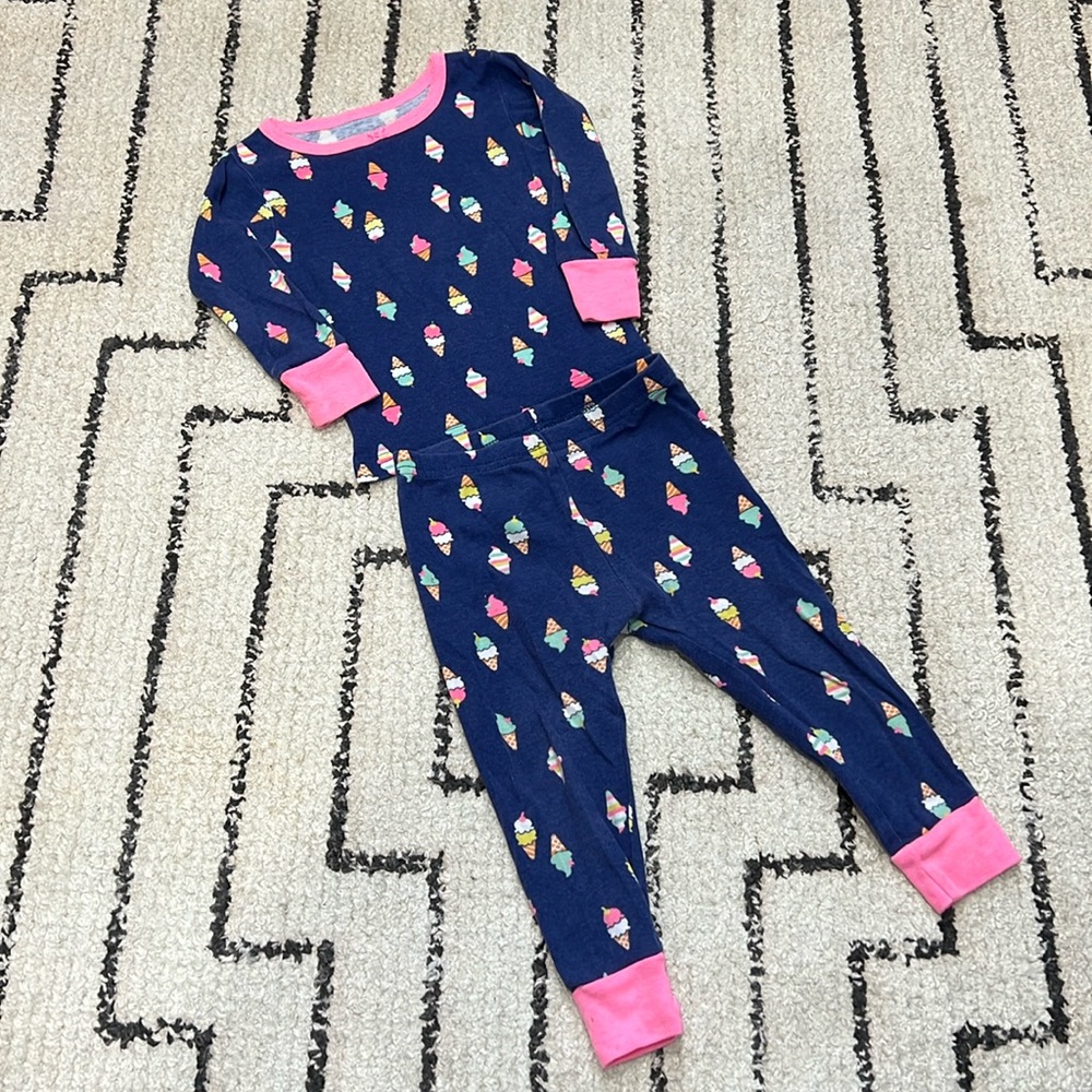 Carters pjs